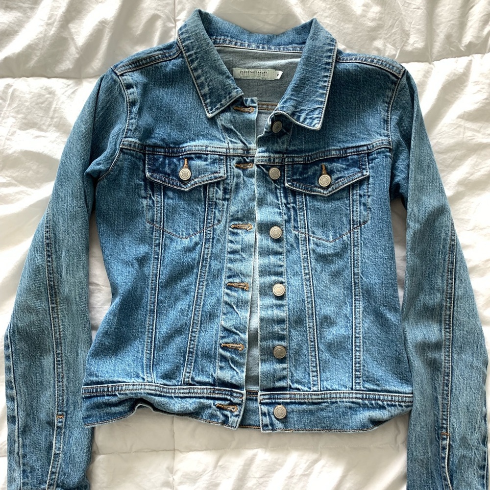Denim jacket ☀️